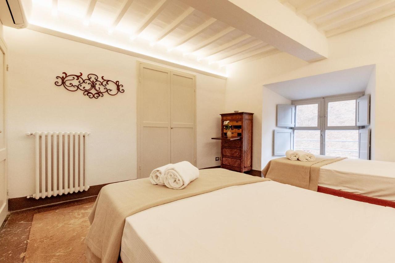 Ferienwohnung Palazzo Chigi Zondadari Siena Exterior foto