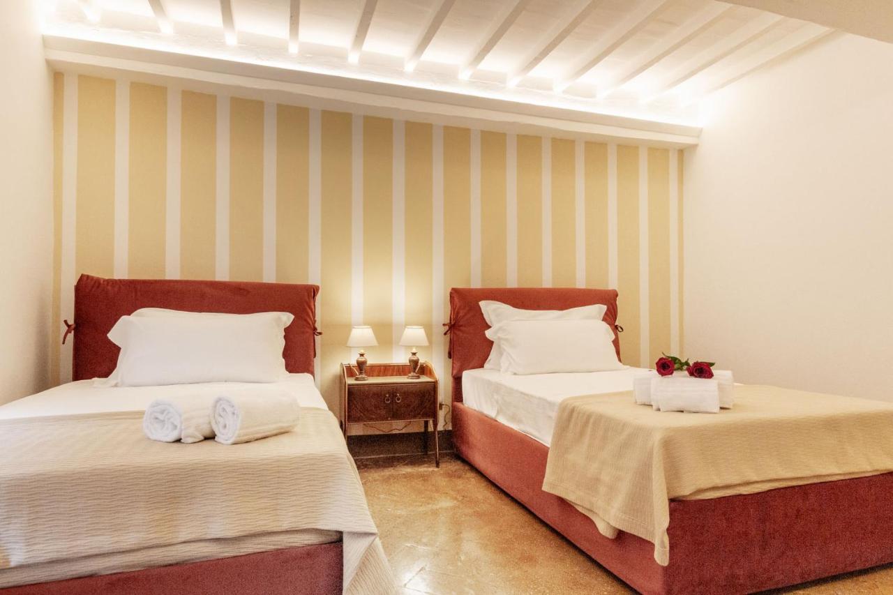 Ferienwohnung Palazzo Chigi Zondadari Siena Exterior foto
