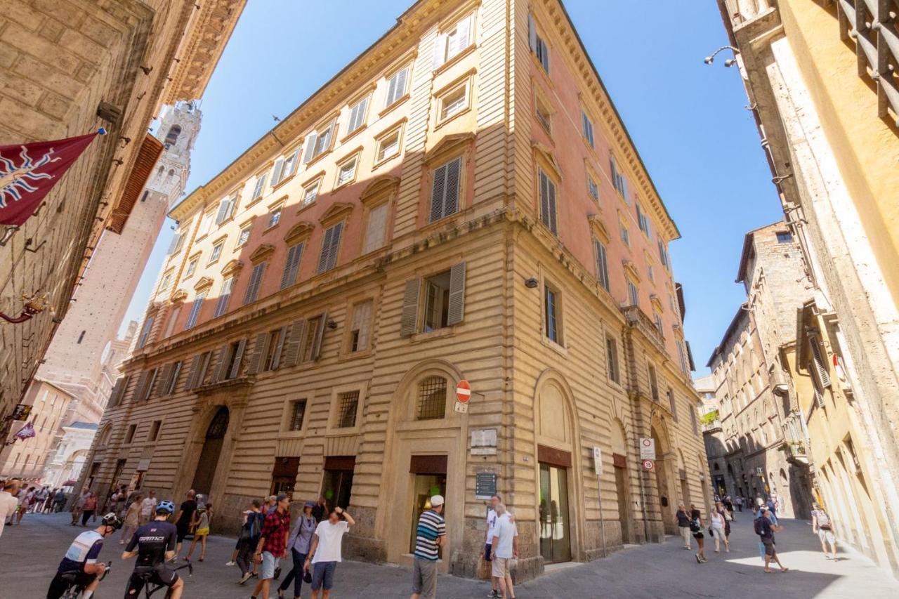 Ferienwohnung Palazzo Chigi Zondadari Siena Exterior foto